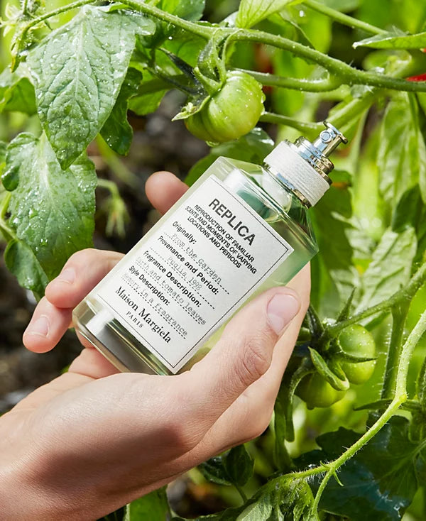 Replica Under The Lemon Trees